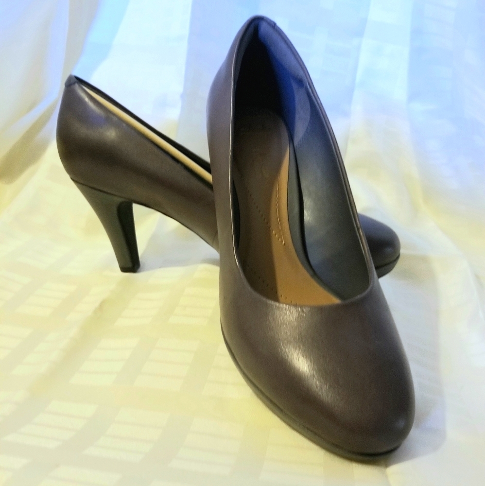 Clark's dark gray heels